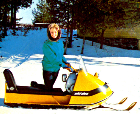 1966_SKI_DOO_PAGE_5_MAY_31_2006_SNO_GIRLS_164